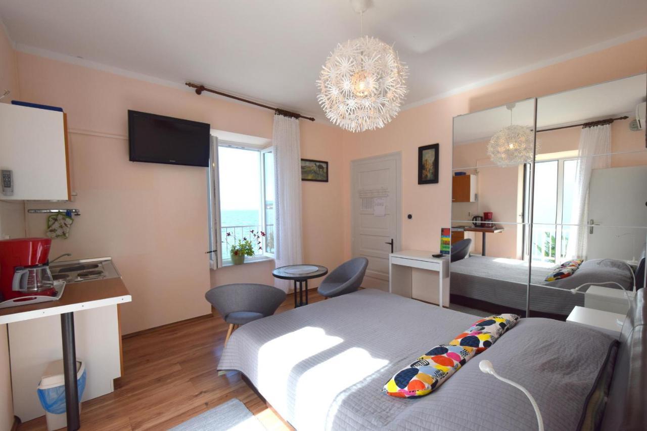 Apartments Margarita Malinska Dış mekan fotoğraf